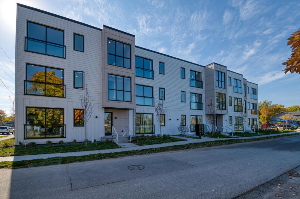 1 Mi to Ski Area Penthouse Condo in Traverse City